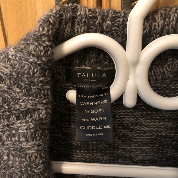 Aritzia Talula Sweater - Picture 2 of 5